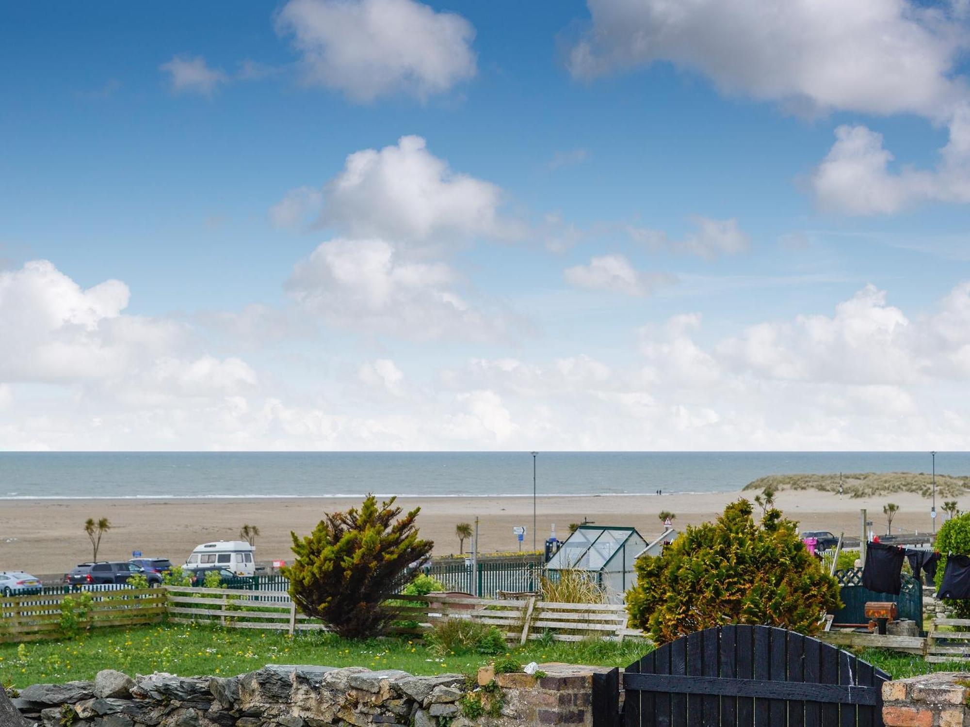 Villa Y Gweithdy à Barmouth Extérieur photo